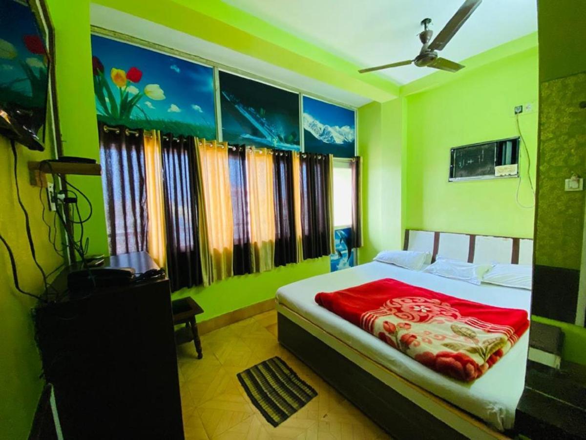 Staymaker Hotel Prerana Tarapith Kültér fotó