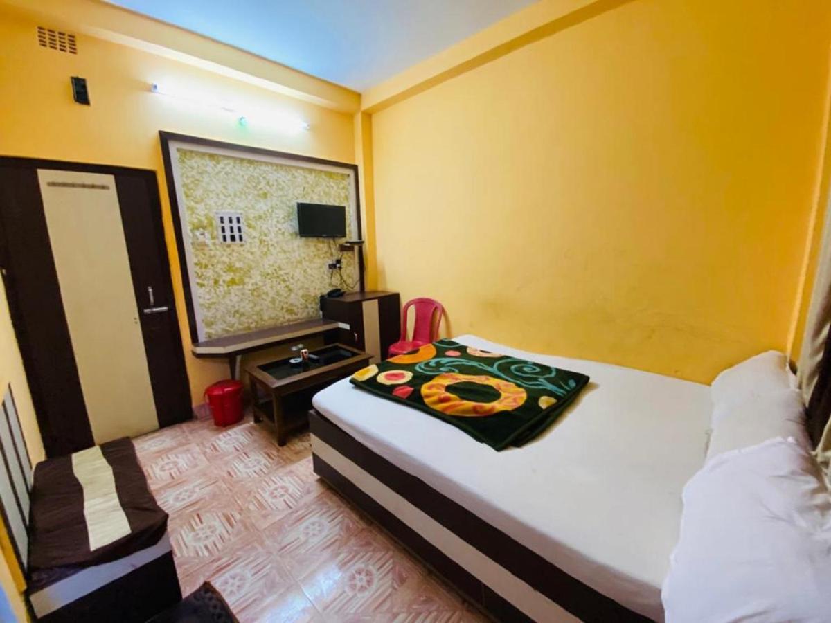 Staymaker Hotel Prerana Tarapith Kültér fotó